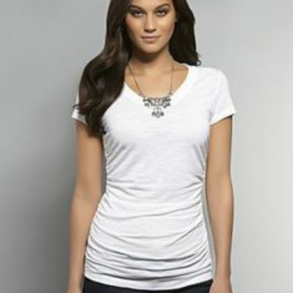 New York and company white tee with side ruching